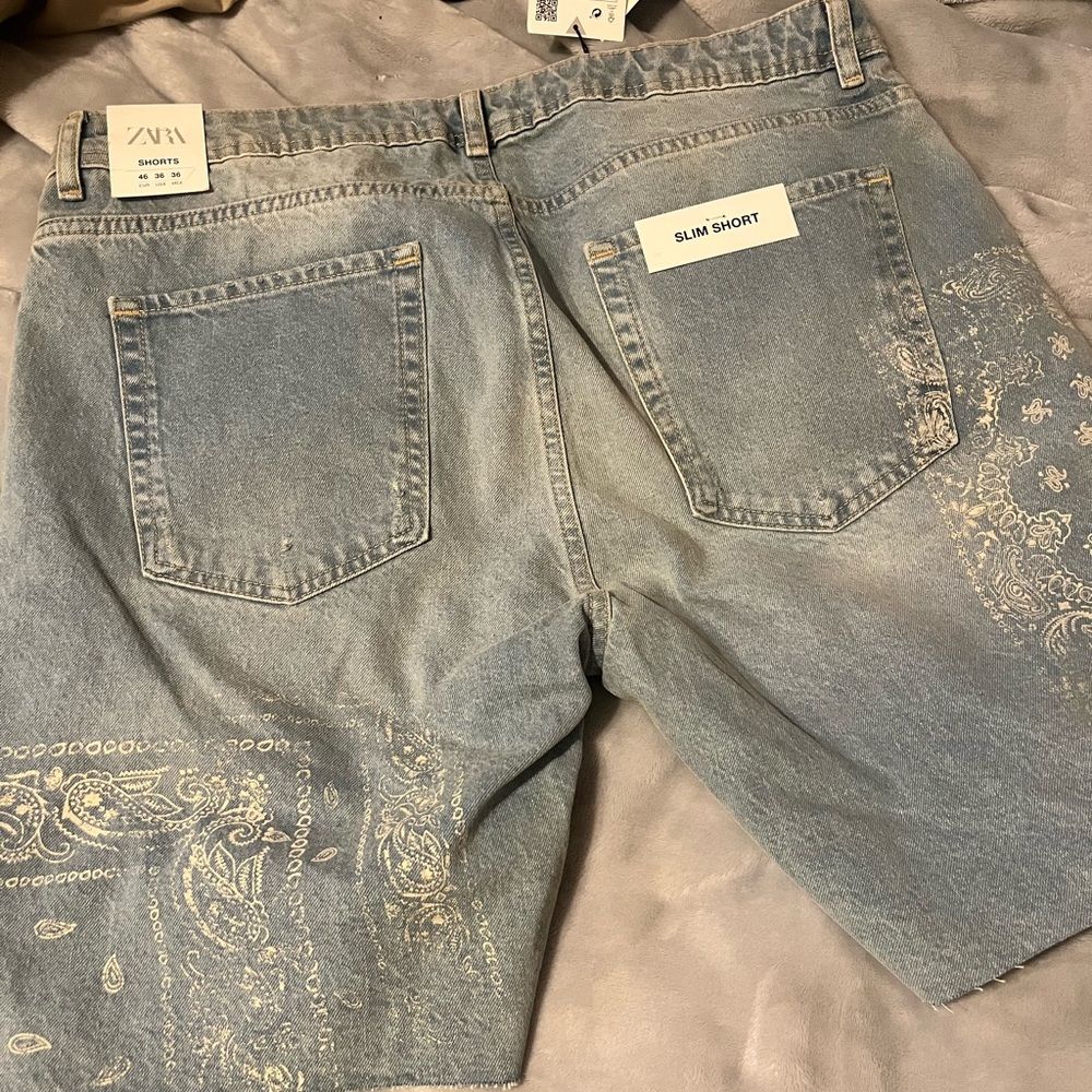 Zara Light Blue Slim Paisley-Print Jean Shorts